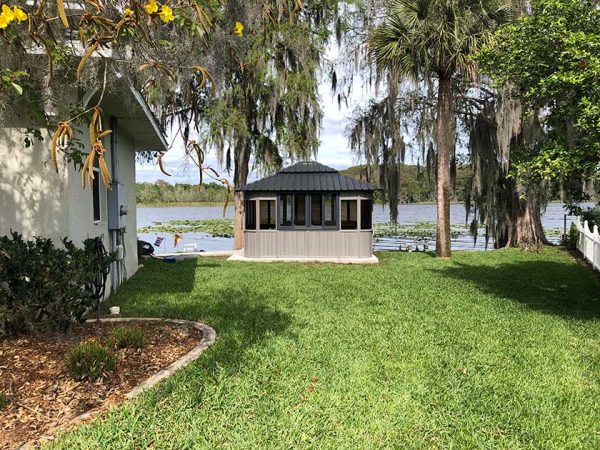 Colorado gazebo by the lake